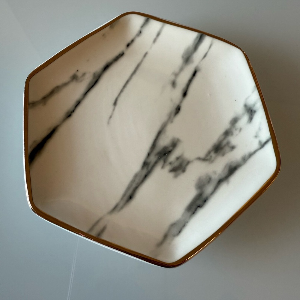 Hexagonal Marble Plate with Gold Trim
